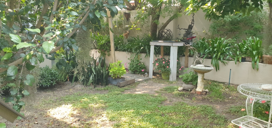 To Let 3 Bedroom Property for Rent in Chanteclair Western Cape